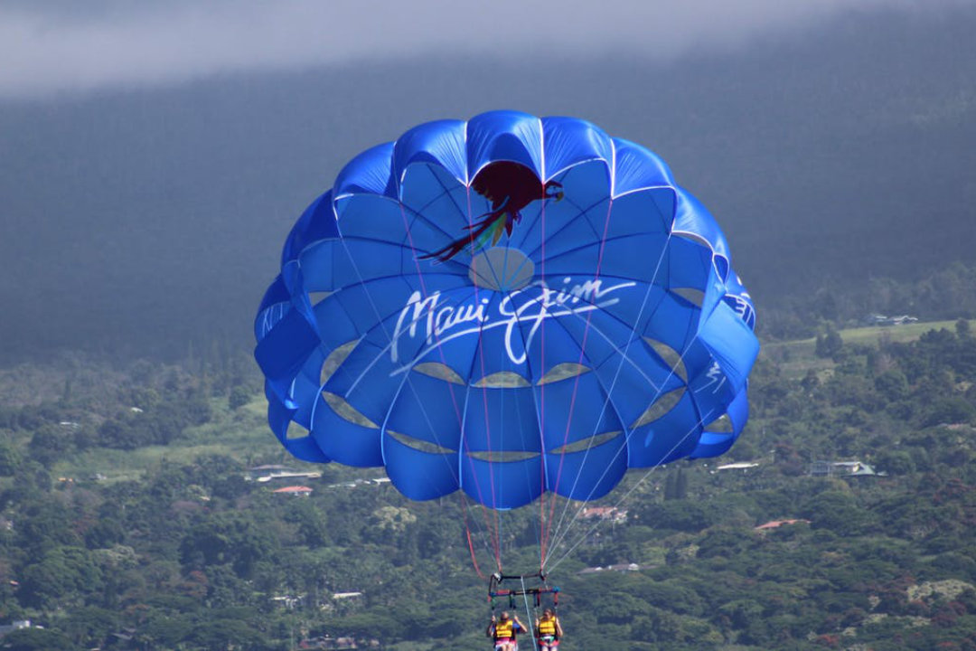 UFO Parasailing