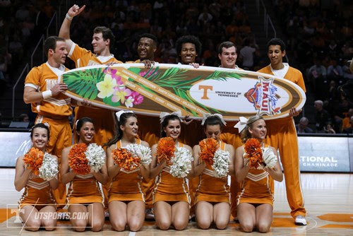 Maui Jim Invitational -Surfboards Across America Tour